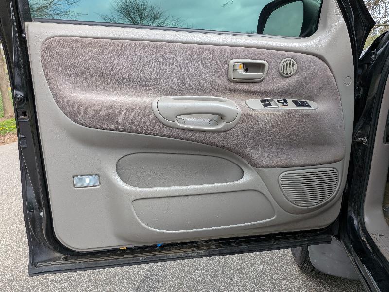 Toyota Tundra SR5 Access Cab 4WD 2004