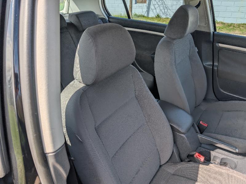 Volkswagen Rabbit S 2008