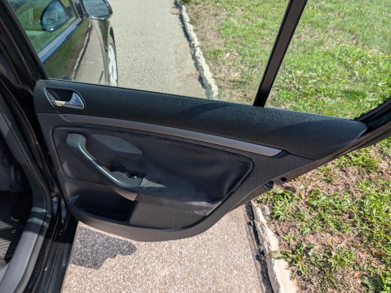 Volkswagen Rabbit S 2008