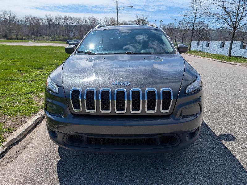 Jeep Cherokee Latitude 4WD 2016