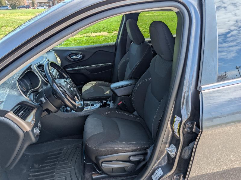 Jeep Cherokee Latitude 4WD 2016