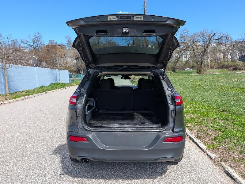 Jeep Cherokee Latitude 4WD 2016