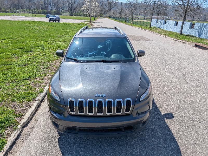 Jeep Cherokee Latitude 4WD 2016