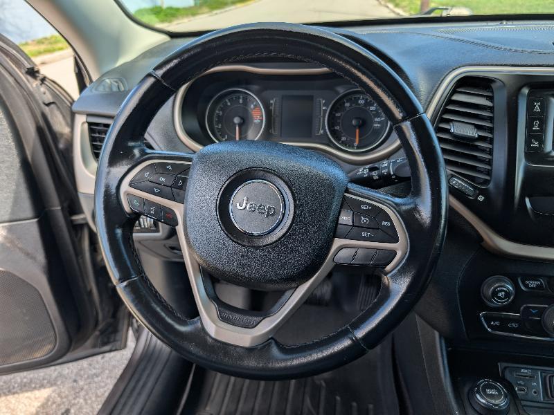 Jeep Cherokee Latitude 4WD 2016