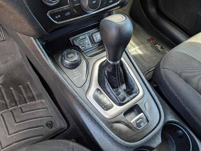 Jeep Cherokee Latitude 4WD 2016