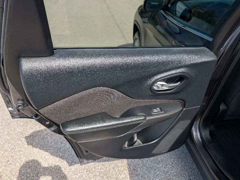 Jeep Cherokee Latitude 4WD 2016