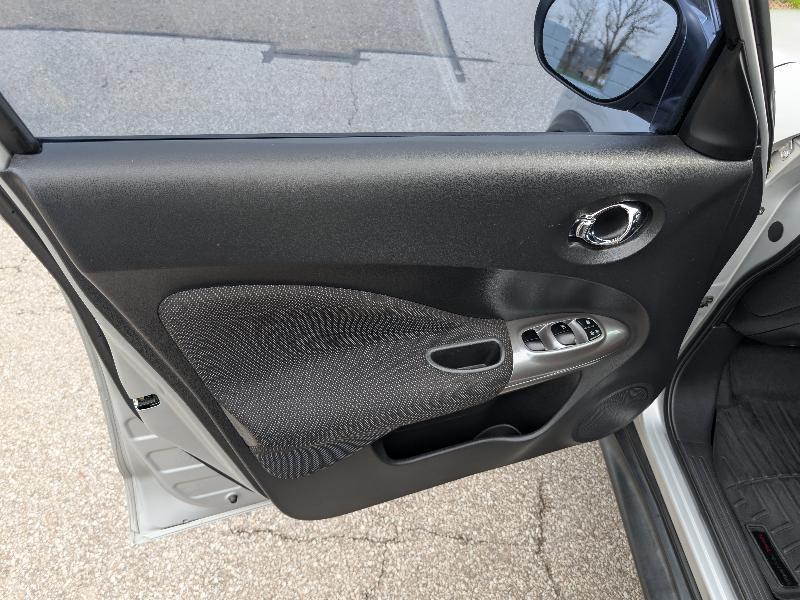 Nissan Juke S AWD 2013