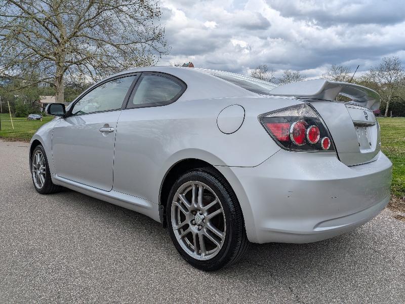 Scion tC  2010
