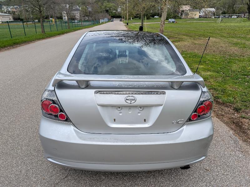 Scion tC  2010