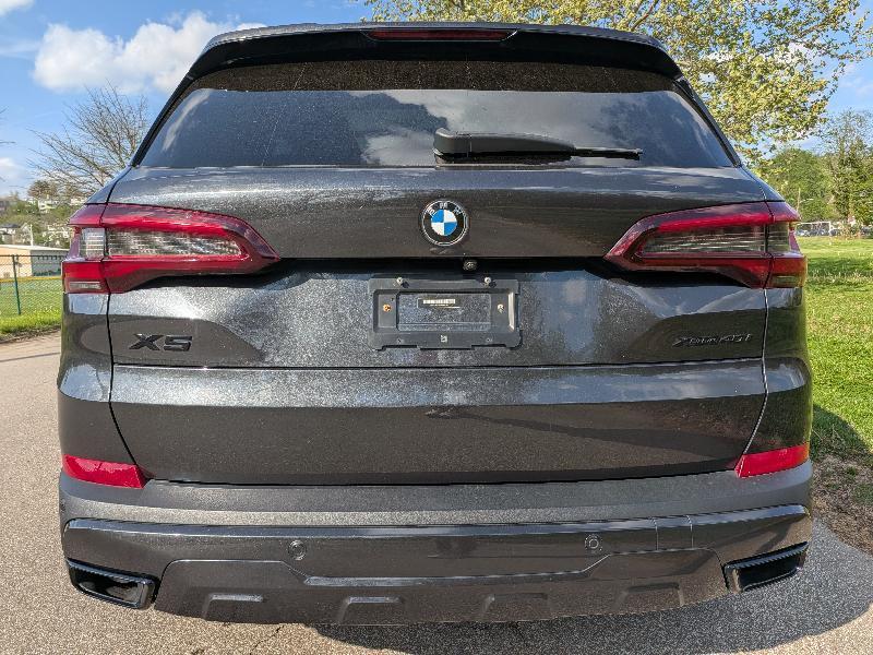 BMW X5 xDrive40i 2023