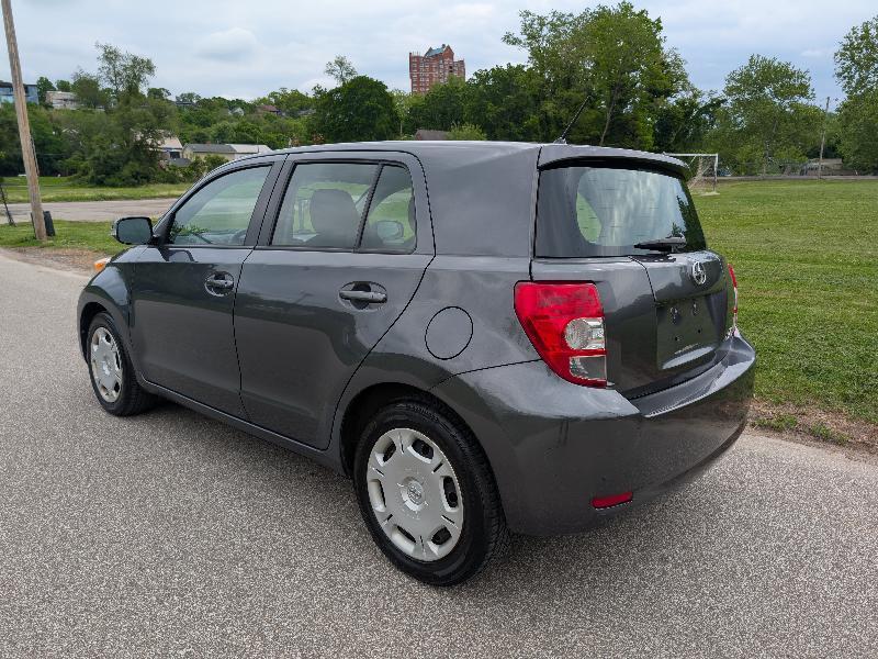 Scion xD Base 4D Hatchback 2008