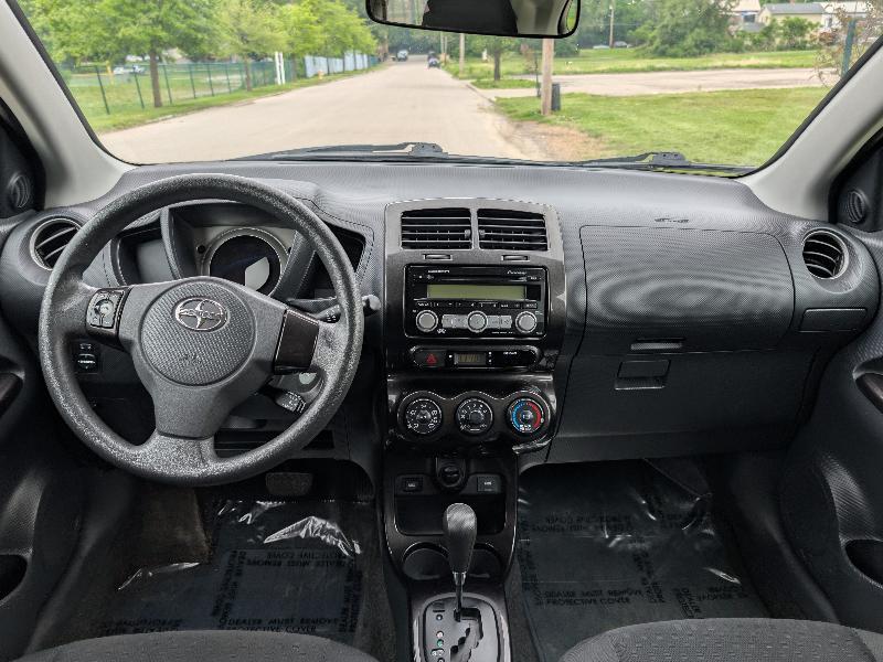 Scion xD Base 4D Hatchback 2008