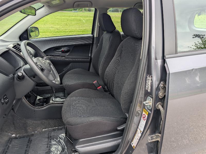 Scion xD Base 4D Hatchback 2008