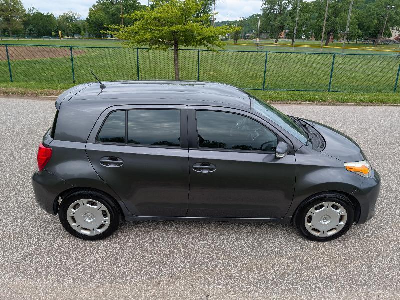 Scion xD Base 4D Hatchback 2008