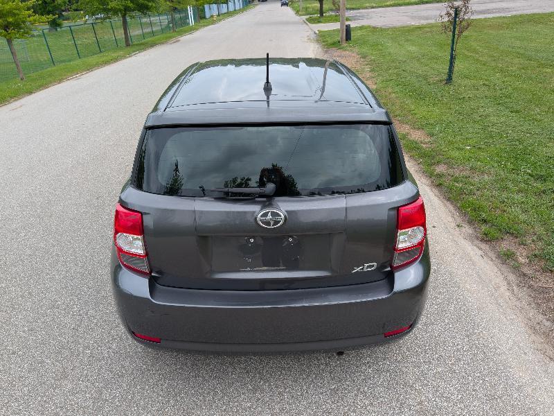 Scion xD Base 4D Hatchback 2008