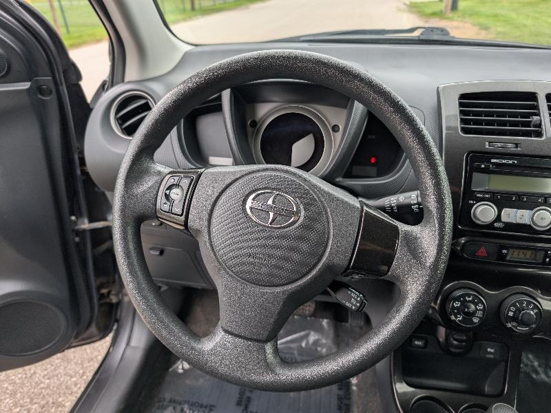 Scion xD Base 4D Hatchback 2008