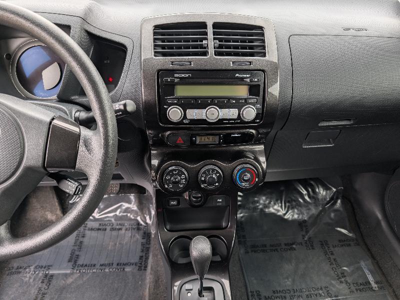 Scion xD Base 4D Hatchback 2008