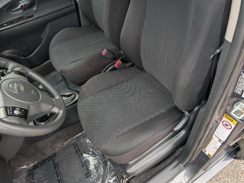Scion xD Base 4D Hatchback 2008