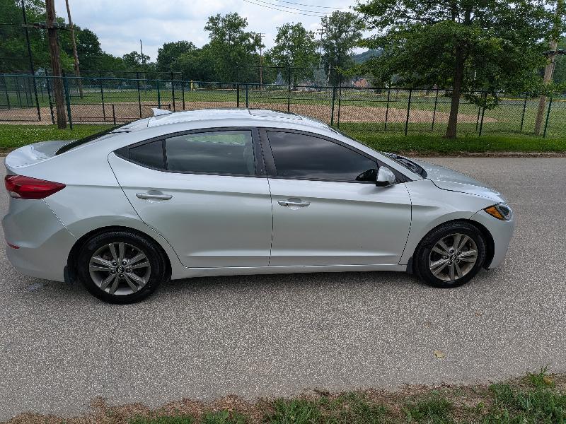 Hyundai Elantra Limited 2018