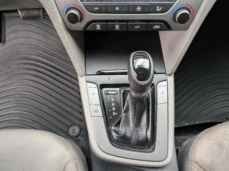 Hyundai Elantra Limited 2018
