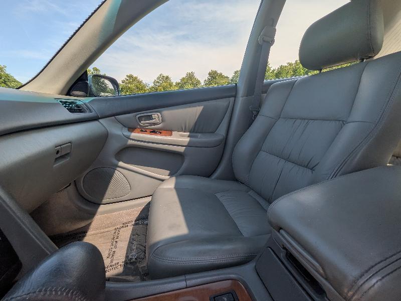 Lexus ES 300 Base 1998