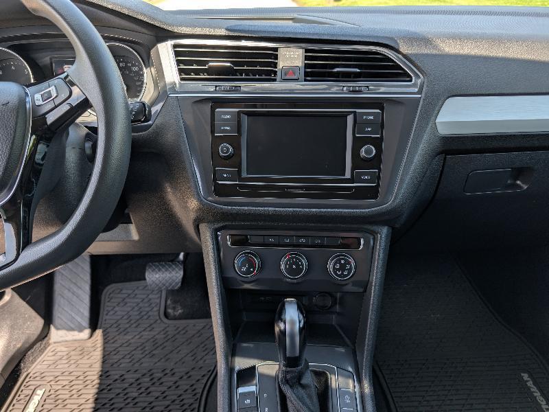 Volkswagen Tiguan S 2020