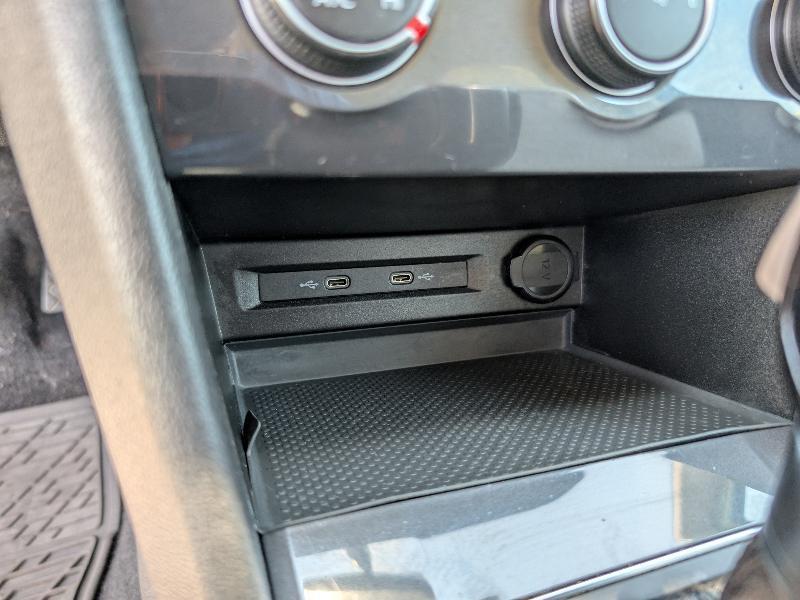 Volkswagen Tiguan S 2020