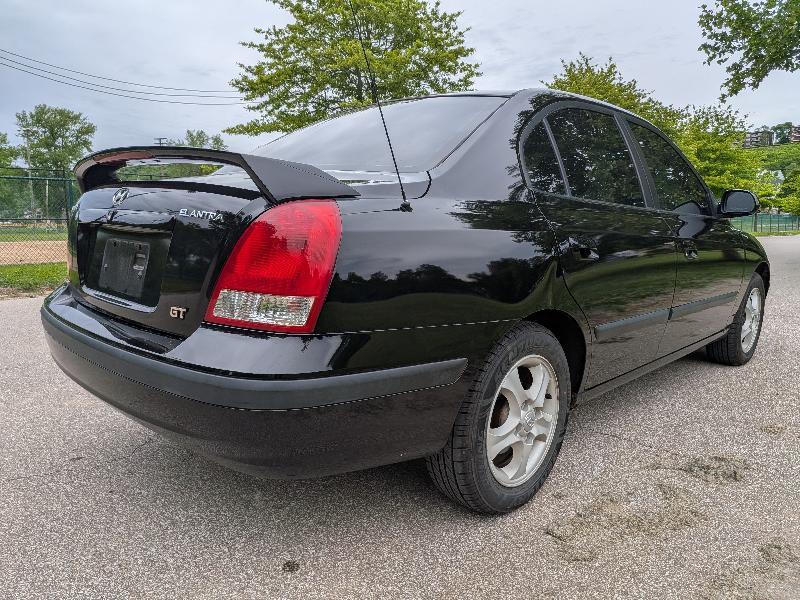 Hyundai Elantra GLS 2003