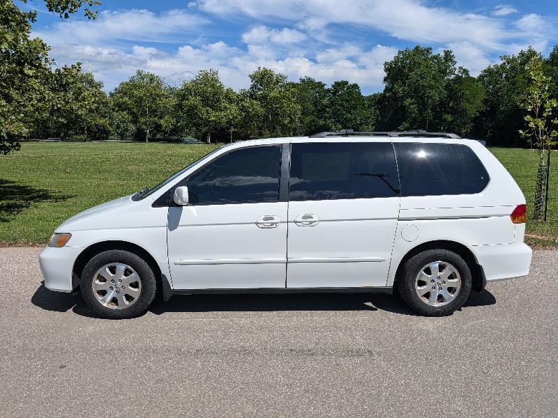 Honda Odyssey EX w/ Leather and DVD 2003