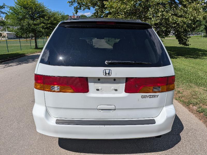Honda Odyssey EX w/ Leather and DVD 2003
