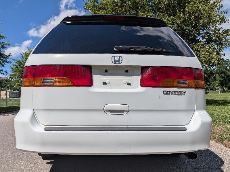 Honda Odyssey EX w/ Leather and DVD 2003