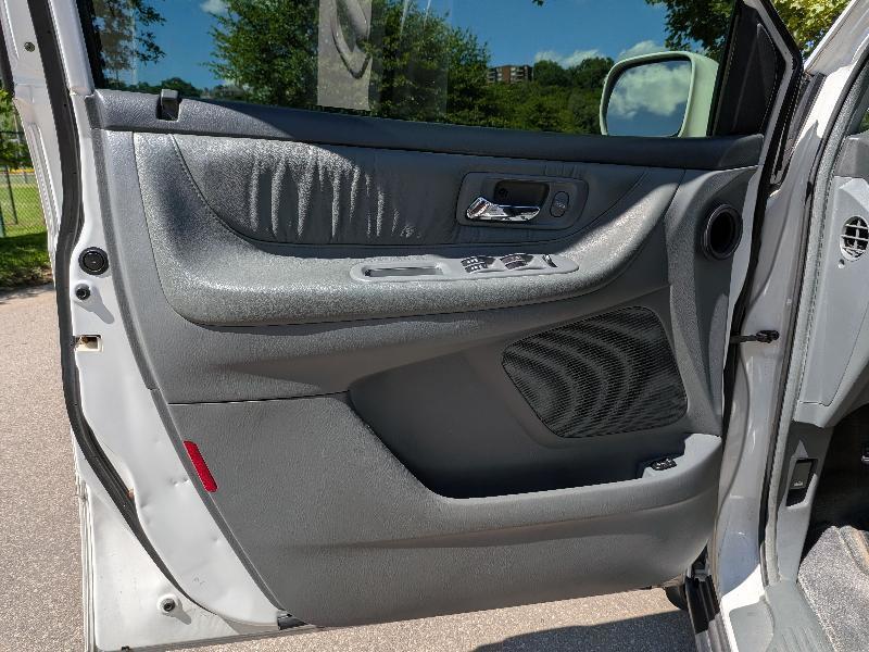 Honda Odyssey EX w/ Leather and DVD 2003