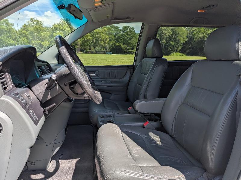 Honda Odyssey EX w/ Leather and DVD 2003