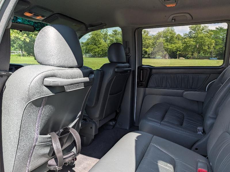 Honda Odyssey EX w/ Leather and DVD 2003
