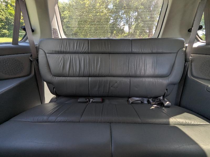 Honda Odyssey EX w/ Leather and DVD 2003