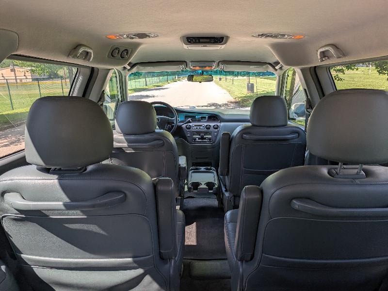 Honda Odyssey EX w/ Leather and DVD 2003