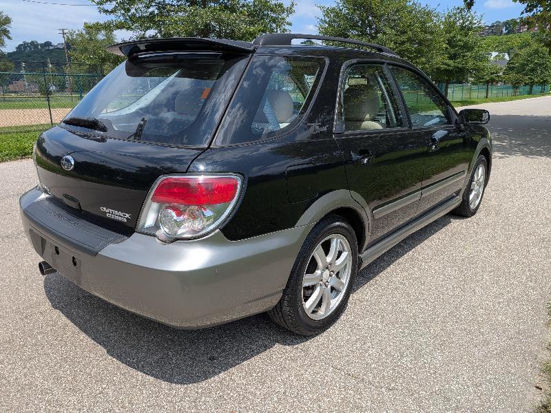 Subaru Outback  2006
