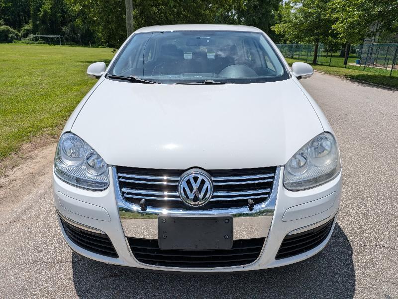 Volkswagen Jetta SE 2009