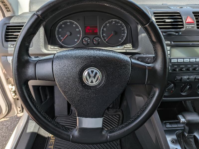 Volkswagen Jetta SE 2009