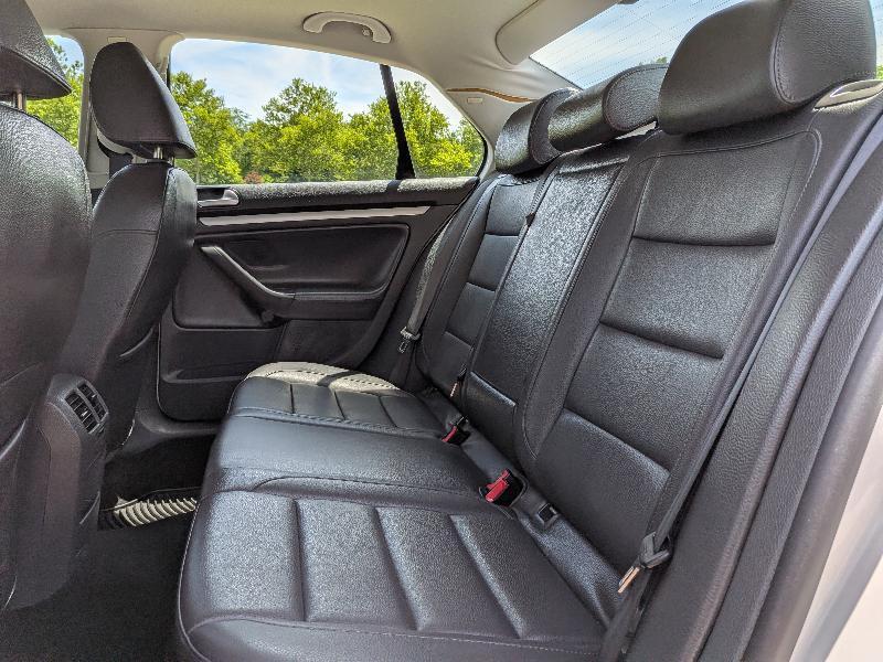 Volkswagen Jetta SE 2009