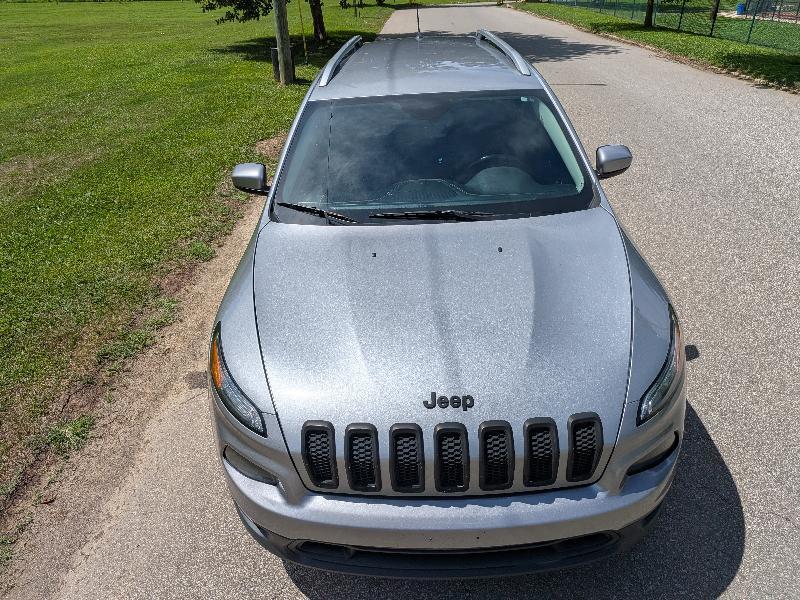 Jeep Cherokee Latitude FWD 2017