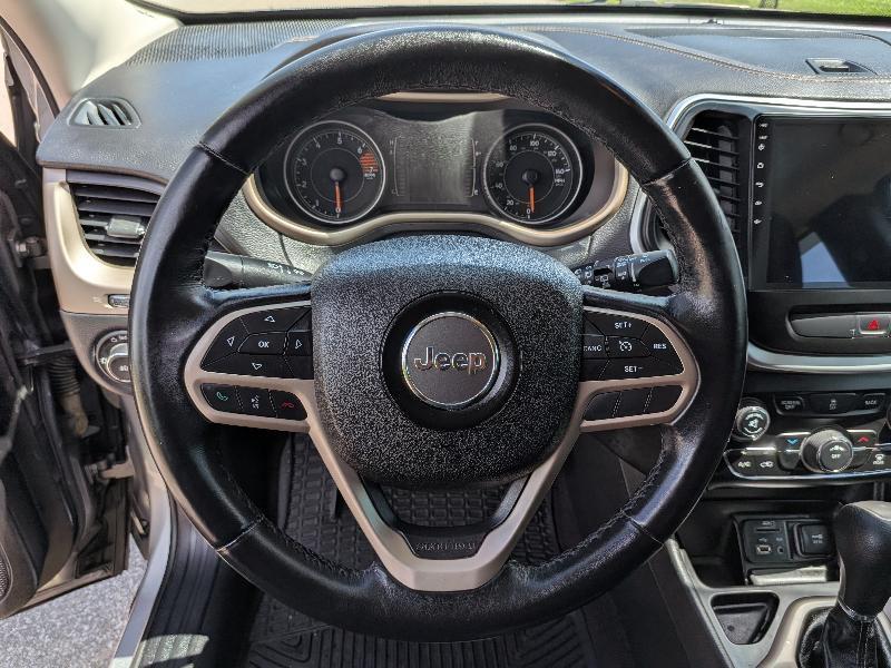 Jeep Cherokee Latitude FWD 2017