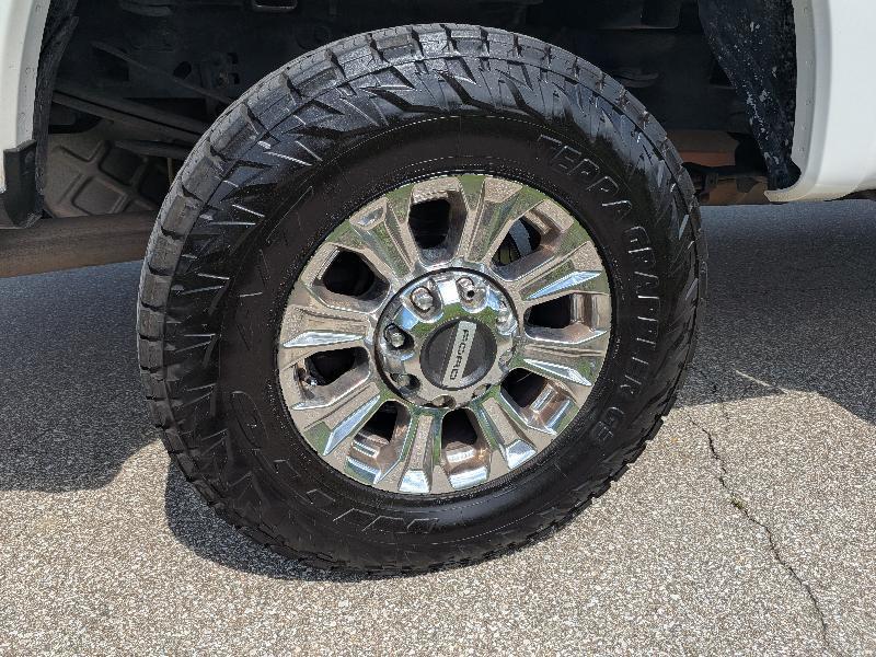 Ford F-250 SD Lariat Crew Cab 4WD 2019
