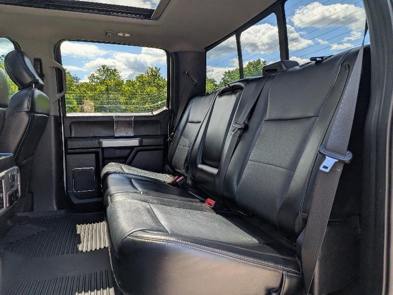 Ford F-250 SD Lariat Crew Cab 4WD 2019