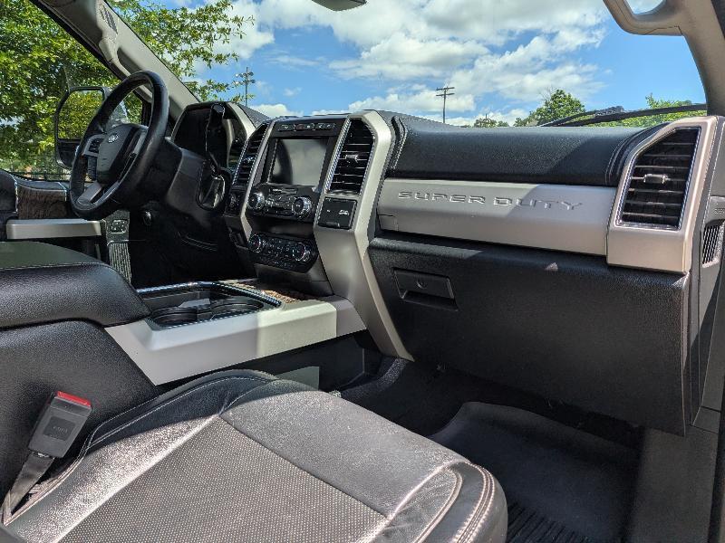 Ford F-250 SD Lariat Crew Cab 4WD 2019