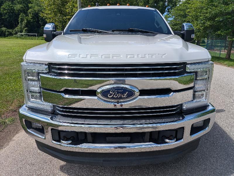 Ford F-250 SD Lariat Crew Cab 4WD 2019
