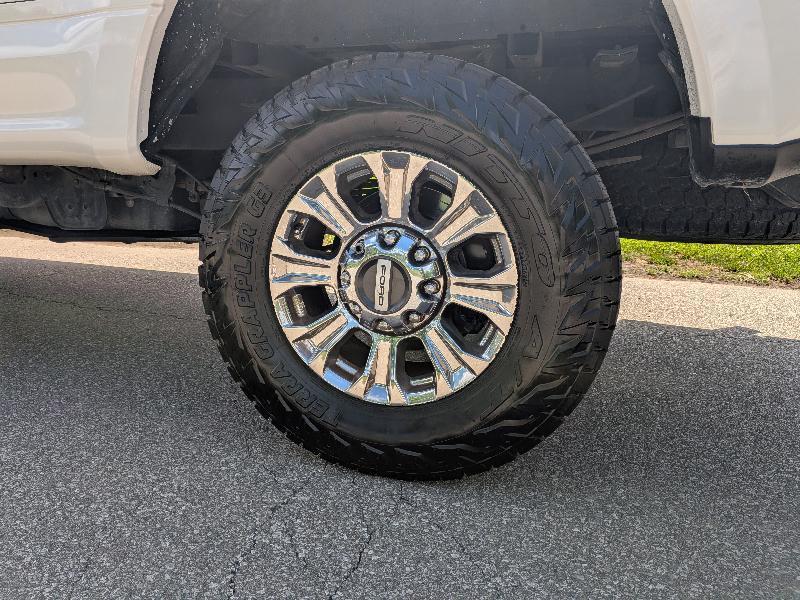 Ford F-250 SD Lariat Crew Cab 4WD 2019
