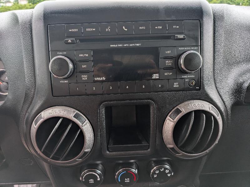 Jeep Wrangler Sport 4WD 2014