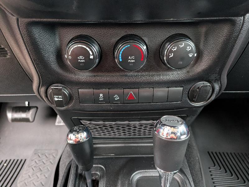 Jeep Wrangler Sport 4WD 2014