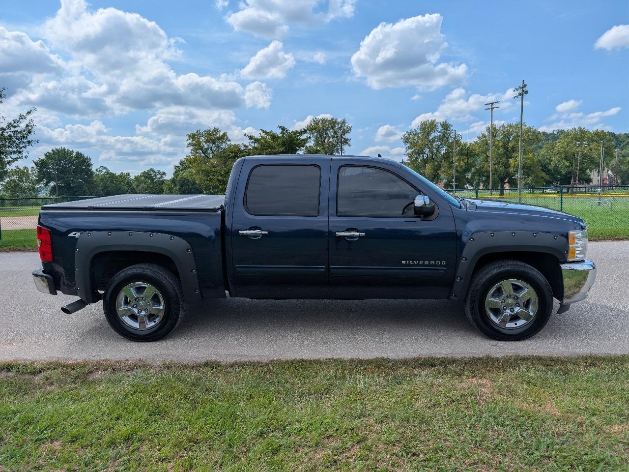 Chevrolet Silverado 1500 LT Crew Cab 4WD 2012